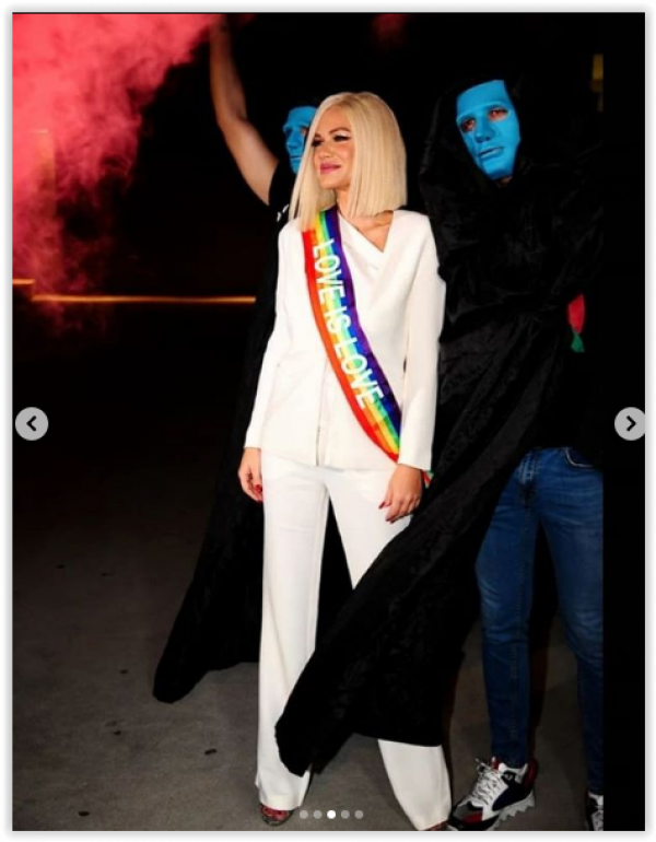 screen-shot-11-02-19-at-11-11-pm-003