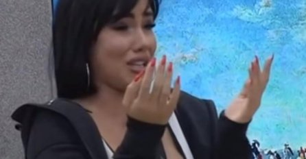 SVE PRŠTI OD LUKSUZA, ZAVIRITE U KUĆU ALEKSANDRE SUBOTIĆ: Ogromni bazen, a 1 detalj je SVE OSTAVIO BEZ DAHA