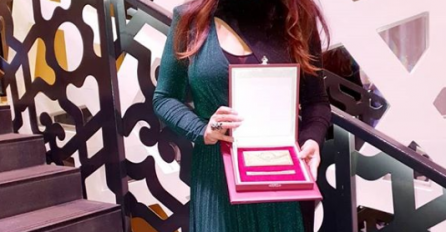 ZA 3 MJESECA ESTRADA IZGUBILA VELIKE PARE, ZINUĆETE KAD ČUJETE O KOJEM IZNOSU SE RADI: Pjevači se hvataju za glavu, EVO ŠTA SE DRAGANI MIRKOVIĆ DESILO