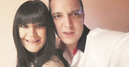 JEZIV DETALJ KOD ZORANA MARJANOVIĆA DANAS SVIMA ZAPAO ZA OKO: Kad su ga vidjeli, SVI SU PRETRNULI OD ŠOKA!