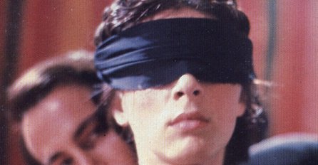 DA LI SE SJEĆATE NJE!? ZA NJOM JE UZDISALA  JUGOSLAVIJA! Majka joj je UMRLA OD RAKA, imala je težak ŽIVOT! Zbog ovoga je nestala na vrhuncu SLAVE!