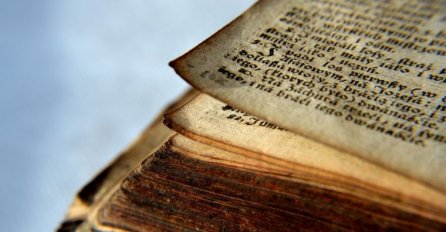 PANIKA U VATIKANU: ”Isus nije Božiji sin i nije razapet" KAŽE NOVOPRONAĐENA BIBLIJA