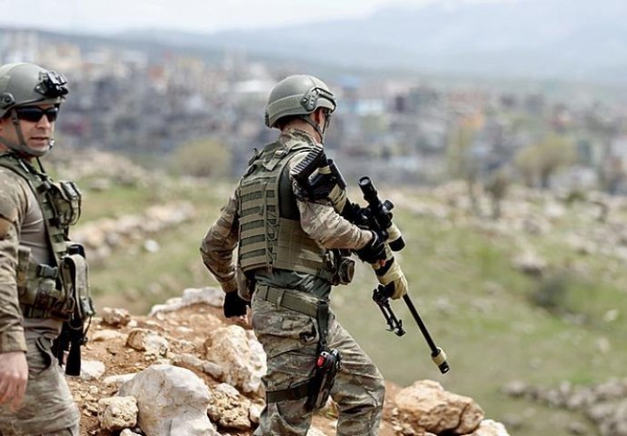 DRAMATIČNO U TURSKOJ: U antiterorističkoj operaciji angažirano čak 2.360 policajaca, SVE JE NA NOGAMA