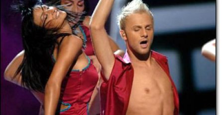 SJEĆATE SE DEENA? SADA ŽIVI U AMERICI I IMA OZBILJAN POSAO: Nije više MRŠAVKO, ima bradu - KAD VIDITE KAKO DANAS IZGLEDA NEĆE VAM DOBRO BITI (FOTO)