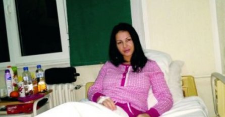 TEŠKA BOLEST JU JE UČINILA NEPREPOZNATLJIVOM: Bila je najzgodnija pjevačica na ESTRADI, NEMA ŠANSE DA POGODITE KO JE ONA!