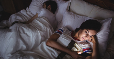 "Svako veče prije spavanja isključim wi-fi na telefonu, ali sam sinoć zaboravila."