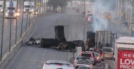 HAOS KAKAV SE NE PAMTI BLIZU GRANICE Jedan napadač ubijen, zapaljeno više vozila