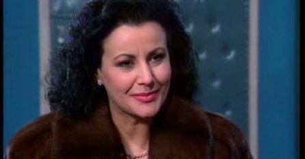 DA LI SE SJEĆATE NJE?! Nikada nije igrala na KARTU LJEPOTE, a važila je za FATALNU ZAVODNICU! Isplivale slike iz prošlosti,  evo ko je OSVOJIO NJENO SRCE!