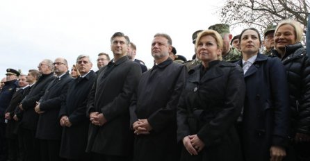 KOLINDA OVAKO OBUČENA DOŠLA U VUKOVAR: Gore se sredila, a kad su vidjeli šta joj je na nogama IZNENADILI SU SE!(FOTO)