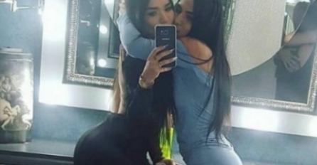 DVIJE DJEVOJKE SE SLIKALE U PROVOKATIVNOM IZDANJU, ALI NISU OBRATILE PAŽNJU NA JEDAN DETALJ: Sad im se svi smiju, vidite li šta je u pitanju?