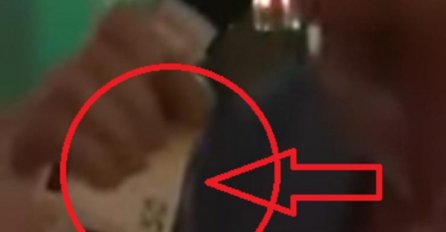 PROSLAVLJENI PJEVAČ KRADE NOVAC NA NASTUPU: Krišom sklanja sebi u sako, džep KIPI OD EURIĆA! VIDEO