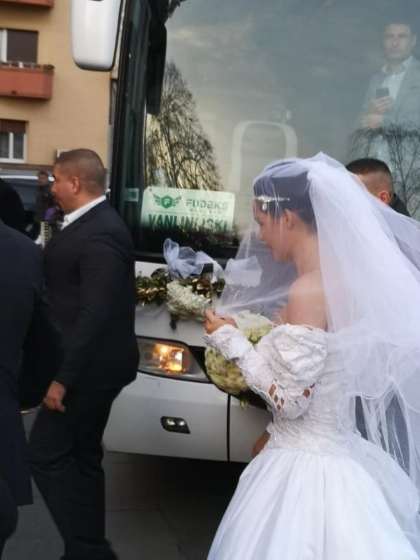 78179398-433326387356153-1901840479633276928-n