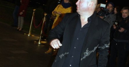 ĐANI ŠOKIRAO GOSTE NA SVADBI DECENIJE, EVO ŠTA JE DRŽAO U RUCI: Svi posmatrali ZGROŽENO!