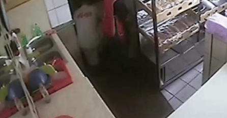 MOSTAR( VIDEO): Gazda postavio skrivenu kameru u pekaru i kad je vidio šta radnica radi nije mogao da vjeruje svojim očima