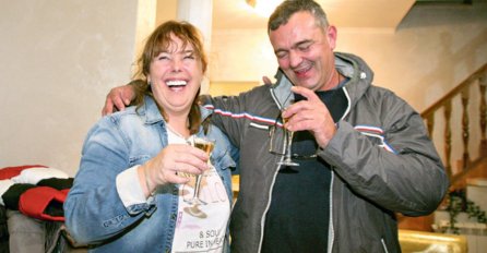 OTIŠLI SU U TITEL PA PITALI BOGDANINE RODITELJE ŠTA ĆE POKLONITI UNUKU: Kad čujete kako su im odgovorili NEĆE VAM BIT DOBRO!