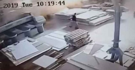 OBJAVLJEN SNIMAK STRAVIČNOG ZEMLJOTRESA, EVO KAKO SE ZATRESLO U MOSTARU: Radnici panično bježali na sve strane