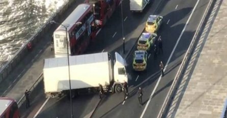 Londonska policija smatra da je napad na Londonskom mostu povezan s terorizmom