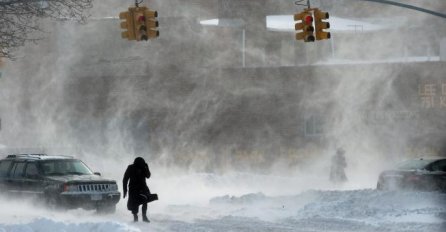 OVAKVA OLUJA SE NE PAMTI, SAOBRAĆAJ U KOLAPSU! Oglasili se nadležni, IMA MRTVIH! Nakon zemljotresa prijete i POPLAVE?!