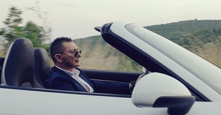 ŠAKO POLUMENTA OBJAVIO SLIKU SA KĆERKAMA, ZATRPALI GA KOMENTARIMA: Muškarci nisu skidali pogled, KAKVE LJEPOTICE! 