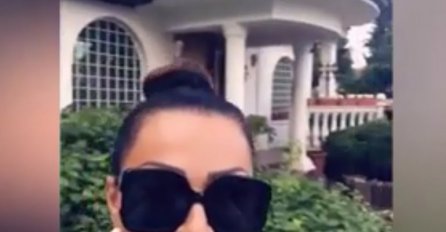 CECA SJEDI ZAGRLJENA SA ARKANOVOM MAJKOM, OBJAVILI SU NJIHOVU JEDINU ZAJEDNIČKU SLIKU: Evo kako je izgledala SVEKRVA SRPSKE PJEVAČICE, obožavala snahu?!