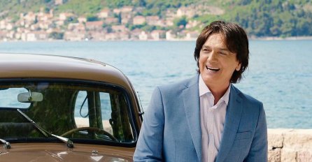 KĆERKA ZDRAVKA ČOLIĆA DANAS IMA 18 GODINA I POZIRA U KUPAĆEM KOSTIMU: Kad vidite kako izgleda OČI ĆE VAM STATI, BOMBETINA! (FOTO)