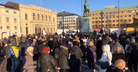 Protesti u Geteborgu uz ''Srebrenički inferno'': Odbrana istine, časti i dostojanstva nas i Nobela