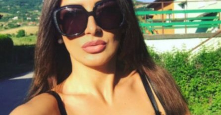 KAŽU DA JE ONA NAJLJEPŠA APOTEKARKA NA BALKANU: Kad vidite slike ove Bosanke, bit će vam jasno ZAŠTO MUŠKARCI LIJEKOVE SAMO KOD NJE KUPUJU (FOTO)