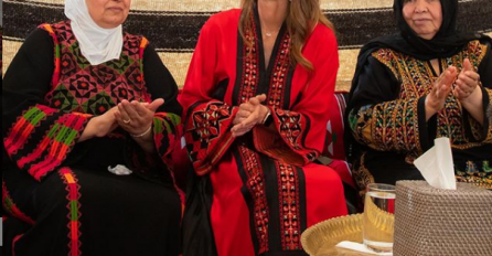 PRELIJEPA KRALJICA JORDANA ODBIJA DA NOSI HIDŽAB: Po ljepoti joj nema ravne, KAD JOJ VIDITE LICE SVE ĆE VAM BITI JASNO!