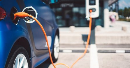 POČEO JE RAT ZA AUTOINDUSTRIJU: EU hitno odobrila investiciju od 3 milijarde eura, sve samo s jednim ciljem