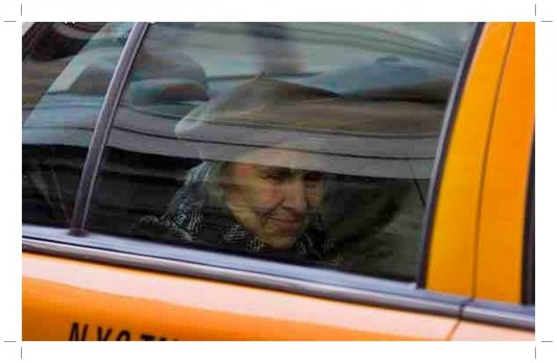 old-lady-lesson-patience-taxi-driver-hospice-smiling-retiring-nyc