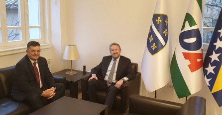 SASTANAK ODRŽAN: Tegeltija i Izetbegović o sastavu Savjeta ministara