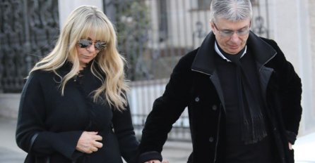 SVI JE ZNATE KAO SUZANU JOVANOVIĆ, A EVO KAKO SE ZAPRAVO ZOVE ŽENA SAŠE POPOVIĆA: Ovo su krili od javnosti, ZAPREPASTIT ĆETE SE KAD ČUJETE!