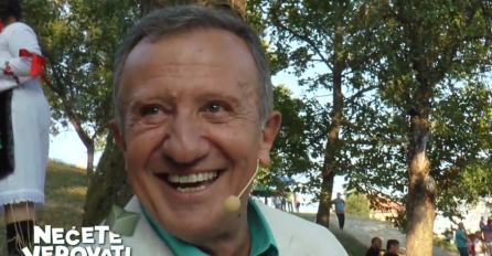 SEOSKA KOLIBA?! OVAKO IZGLEDA KUĆA U KOJOJ JE ODRASTAO ŽIKA ŠARENICA: Prvi put pokazao svoj dom, STIDI SE?!