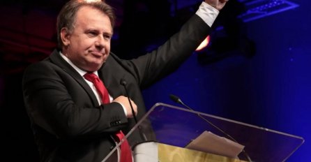 NIKŠIĆ SE NE PREDAJE: "Oni rade da osiguraju 19 ruku, a građani će se izjasniti"
