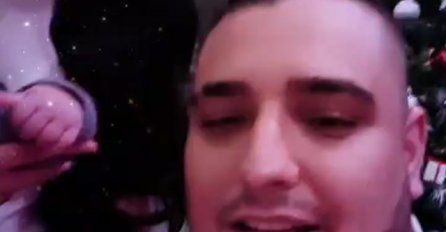 DARKO LAZIĆ NEMA VOZAČKU, A EVO KAKVO AUTO VOZI: Kupio pa se pohvalio, CIJELA ESTRADA LJUBOMORNA