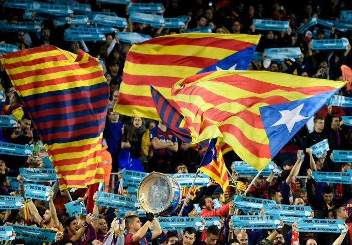 PLANETA BRUJI O OVOME Navijači Barcelone na El Clasicu poslali poruke koje su odjeknule: Slijedi li drakonska kazna prvacima?!