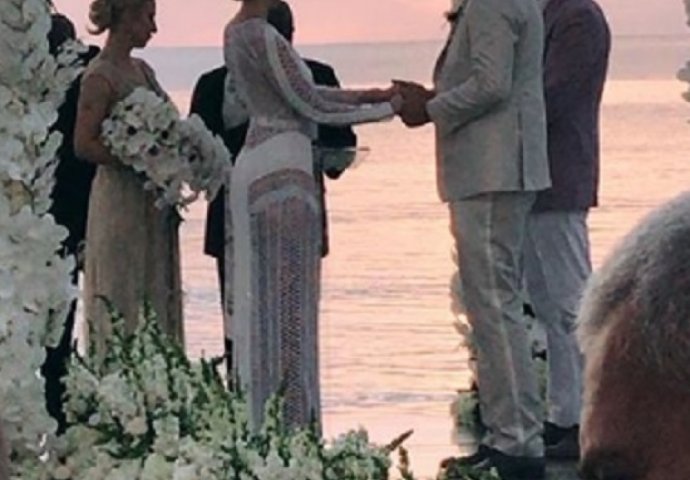 BOGATAŠ IZ SRBIJE OŽENIO 34 GODINE MLAĐU BEOGRAĐANKU: Zbog ovih slika u cijeloj zemlji se hvataju za glavu, VJENČANJE BILO NA JAMAJCI, MEĐU GOSTIMA I BRENA (FOTO)