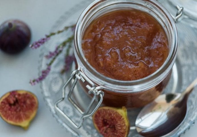 LIJEK ZA POTPUNI PREPOROD TIJELA, KORISTI SE PRIJE ZIME: Izgubićete kilograme, ojačati kosti i imunitet, a kosa i koža će blistati! (RECEPT)