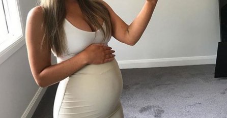 ""Imam 19 godina i neplanirano sam zatrudnila. Iako mlada i bez da sam znala sa kim sam ostala trudna odlučila sam da zadržim bebu..."