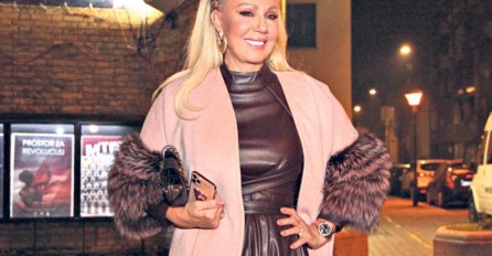 NE EKSPONIRA SE U JAVNOSTI I IMA NEOBIČNO IME, EVO KAKO IZGLEDA SESTRA LEPE BRENE KOJA ŽIVI U KANADI: Iznenadit ćete se! (FOTO)