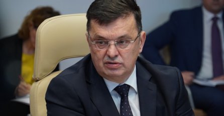 Tegeltija smijenio ministra u Vijeću ministara Bosne i Hercegovine!