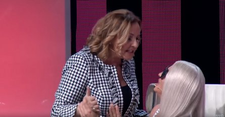 ŠOK U ZVEZDAMA GRANDA, ANA BEKUTA PRIŠLA DA ZAPUŠI USTA JELENI KARLEUŠI, STVARI SE OTELE KONTROLI, USLIJEDIO HAOS: Saša Popović ih nije mogao zaustaviti, NAPUSTILI STUDIO?!