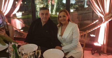 SVI PRIČAJU O OVOME, ANA BEKUTA ZA NOVU GODINU DOBILA POKLON OD MRKE OD KOJEG ZASTAJE DAH: Nije štedio novac, pjevačica pala u trans