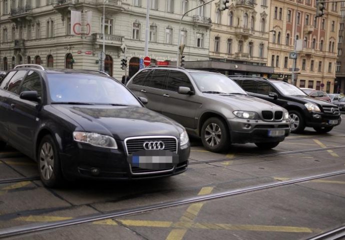 OD DANAS VELIKA PROMJENA ZA VOZAČE, OVO DOBRO UPAMTITE: Ne mijenjaju se registracijske tablice, osim u  OVOM SLUČAJU!