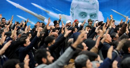 Iran: Britanski ambasador uhapšen pa pušten zbog protesta