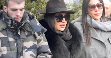 PROŠLO JE 20 GODINA OTKAKO SU JOJ UBILI MUŽA, CECA JUČER NA GROBLJU IZGOVORILA JEZIVE RIJEČI: Svi su se sledili kad su čuli, SRBIJA U NEVJERICI