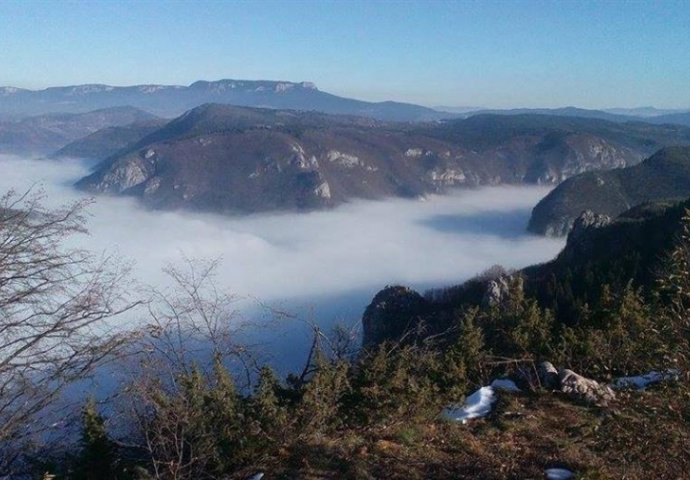 PROGNOZA VREMENA ZA VIKEND: Kratkotrajna promjena, ostaje magla u dolinama