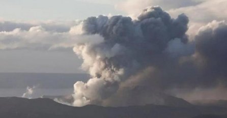 Zbog erupcije vulkana evakuirano preko 162.000 ljudi