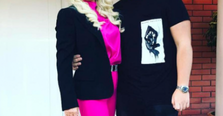 LEPA BRENA USLIKANA SA SINOM VIKTOROM I NJEGOVOM DJEVOJKOM,  KADA VIDITE NJEN POGLED SVE ĆE VAM BITI JASNO: Neće joj biti med i mlijeko!