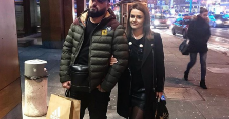 BUBU CORRELIJA VIŠE NIKO NE VIĐA SA ZARUČNICOM JASMINOM, A SINOĆ SE REPER OGLASIO: Evo šta joj je uradio! Fanovi u šoku čitali ovu rečenicu